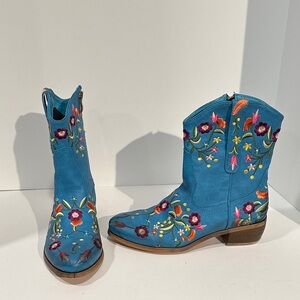 2 Lips Too Embroidered Blue Western Boots